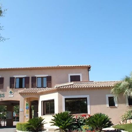 Mobile home 6-pers Camping Leï Suves-Côtes d'Azur-including airco Roquebrune-sur-Argens Exterior foto