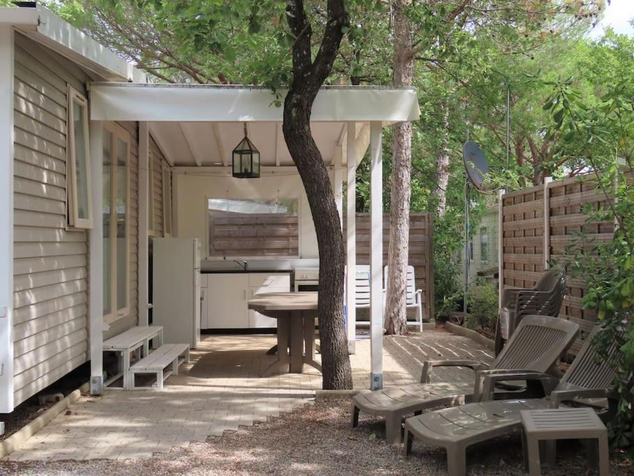 Mobile home 6-pers Camping Leï Suves-Côtes d'Azur-including airco Roquebrune-sur-Argens Exterior foto