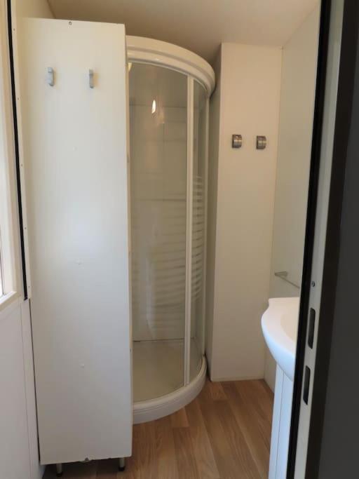 Mobile home 6-pers Camping Leï Suves-Côtes d'Azur-including airco Roquebrune-sur-Argens Exterior foto