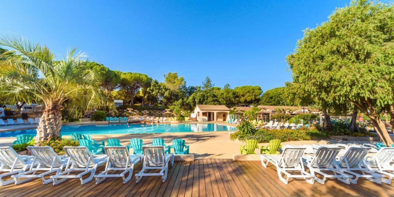 Mobile home 6-pers Camping Leï Suves-Côtes d'Azur-including airco Roquebrune-sur-Argens Exterior foto