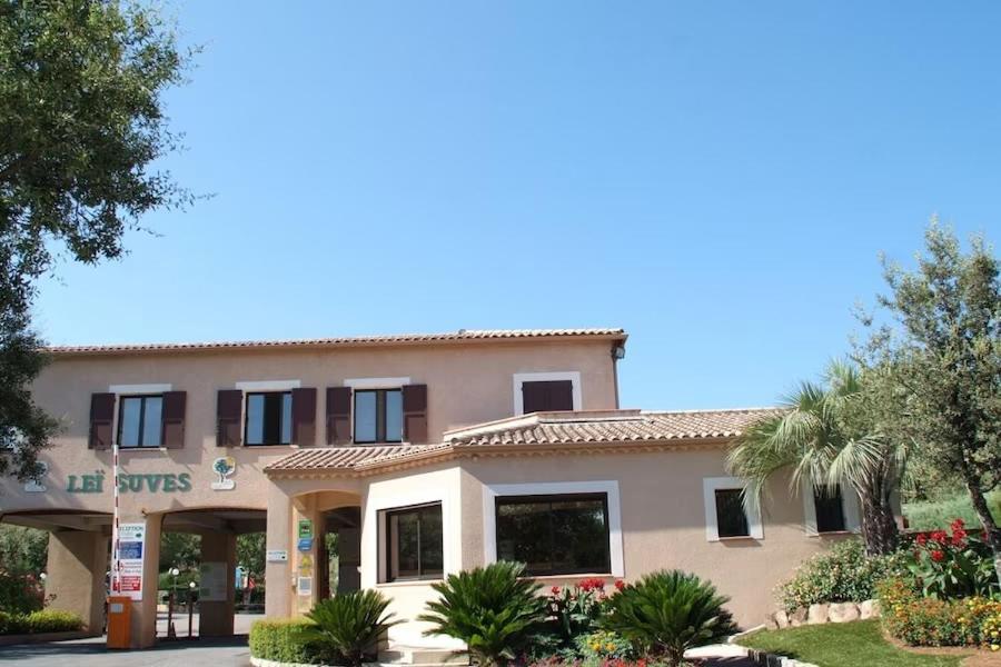 Mobile home 6-pers Camping Leï Suves-Côtes d'Azur-including airco Roquebrune-sur-Argens Exterior foto